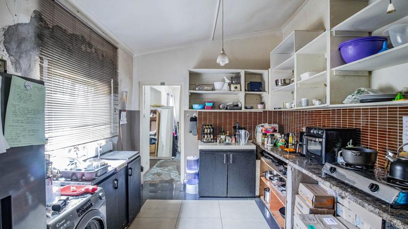 6 Bedroom Property for Sale in Salt River Western Cape